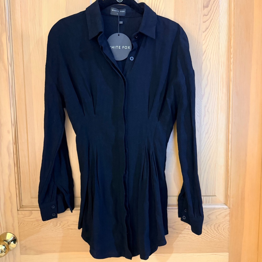 White Fox Feels Like A Holiday Shirt Dress Small Black Pleated Waist Long Sleeve - Picture 13 of 14